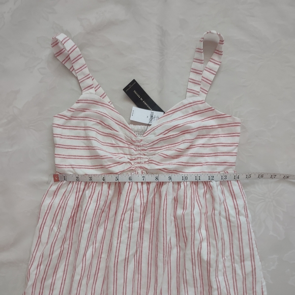 New Banana Republic linen blend red white striped ruffle hem dress New Banana Republic linen blend red white striped ruffle hem dress